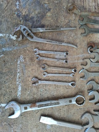 Set Chiavi Inglesi e Pinze Attrezzi Lavoro