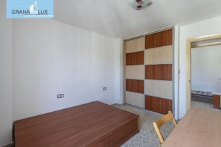 Piso en venta en Polígono Cartuja – La Paz en Granada