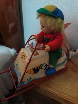 Lámpara infantil de mesita