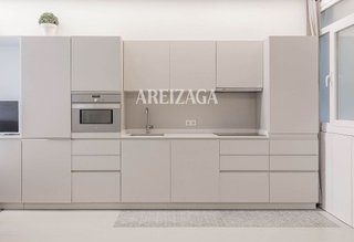 Piso en venta en Centro en San Sebastián-Donostia