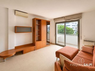 Piso en venta en Eixample Sud – Migdia en Girona