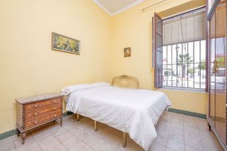Casa adosada en venta en Pilas