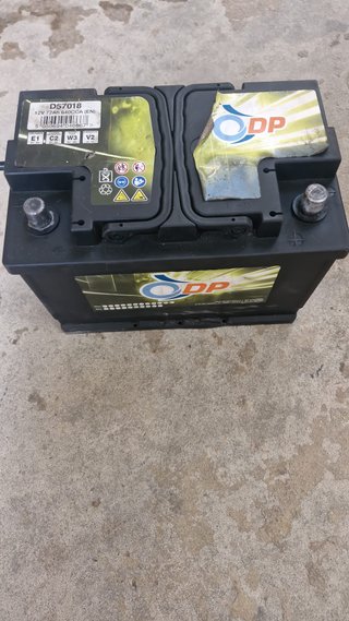 Batería Coche 12V 72Ah 640CCA D57018