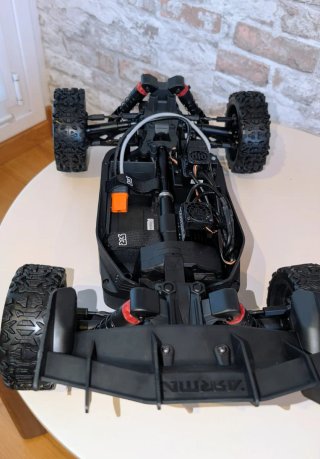 Arrma Typhon 223S BLX