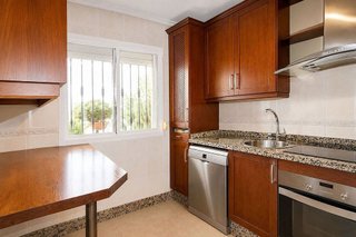 Casa adosada en venta en Las Lomas de Río Verde en Marbella