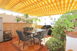 Casa adosada en venta en Las Lomas de Río Verde en Marbella