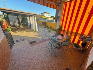 Casa rural en venta en Montequinto en Dos Hermanas