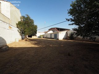 Chalet en venta en Tomelloso