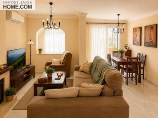Casa adosada en venta en Centro en Alhaurín de la Torre