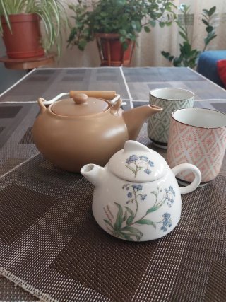 Juego té: tetera y 2 tazas