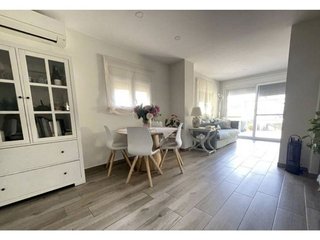 Casa pareada en venta en L'Hostal - Lledoner en Granollers