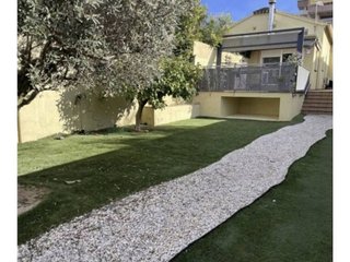 Casa pareada en venta en L'Hostal - Lledoner en Granollers