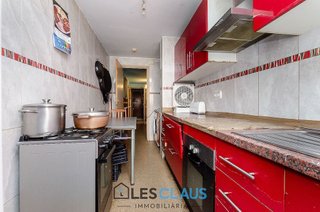 Piso en venta en La Bordeta en Barcelona