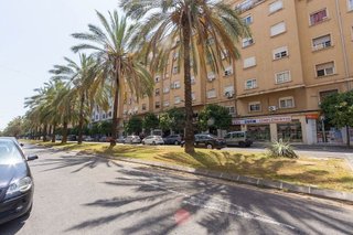 Local comercial en alquiler en Ciutat Jardí en Valencia