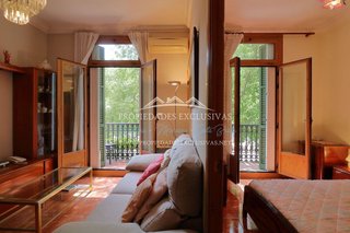 Piso en venta en Sant Antoni en Barcelona