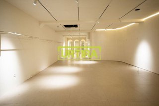 Local comercial en alquiler en Centro en San Sebastián-Donostia