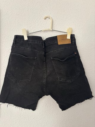 Pantalón corto Zara Talla 46 Negro