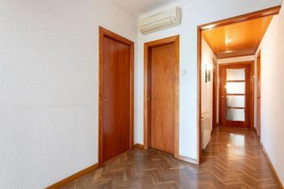 Piso en venta en Sants en Barcelona