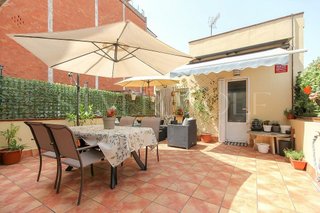 Chalet en venta en Marianao en Sant Boi de Llobregat
