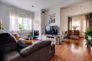 Chalet en venta en Marianao en Sant Boi de Llobregat