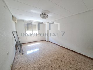 Piso en venta en Centro Ciudad en Manises