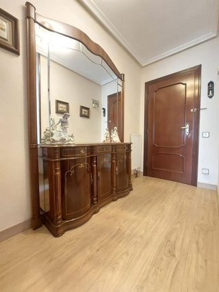 Piso en venta en El Polígono en Gijón