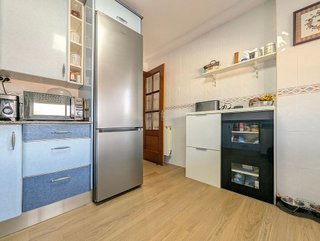 Piso en venta en Portillejo - Valdegastea en Logroño