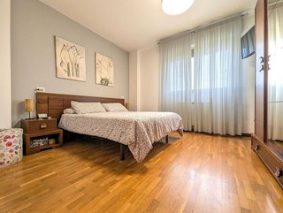Piso en venta en Portillejo - Valdegastea en Logroño