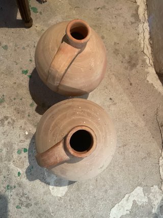 2 Cantaros antiguos de barro
