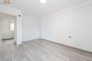 Piso en venta en Zarzaquemada en Leganés