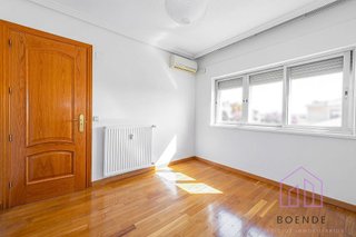 Piso en venta en La Espinilla - Parque Blanco en Coslada
