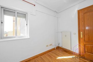 Piso en venta en La Espinilla - Parque Blanco en Coslada