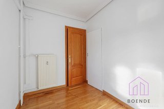 Piso en venta en La Espinilla - Parque Blanco en Coslada