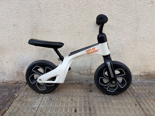 Bici de equilibrio Oplay Tech Bike