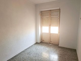 Piso en venta en Carolinas Bajas en Alicante