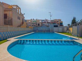 Chalet en venta en La Siesta - El Salado - Torreta en Torrevieja