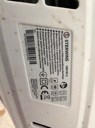 Desbrozadora Eléctrica Sterwins 1200W + Protector