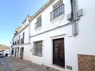 Casa adosada en venta en Gaucín