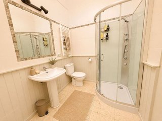 Casa adosada en venta en Gaucín