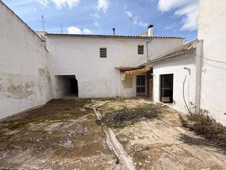 Chalet en venta en Benamejí