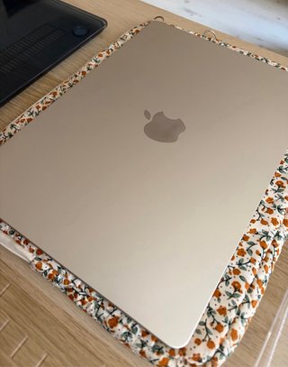 MacBook Air 13,6” M4 (2025) – Blanco Estrella