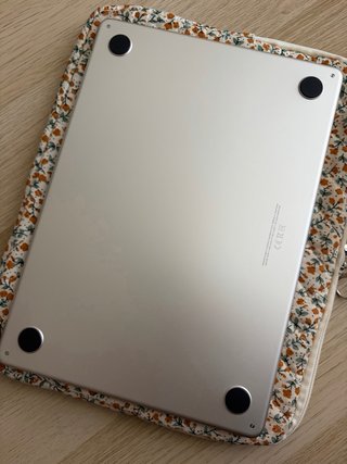 MacBook Air 13,6” M4 (2025) – Blanco Estrella