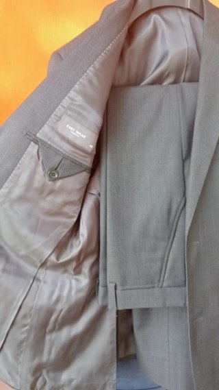 Traje de chaqueta gris hombre