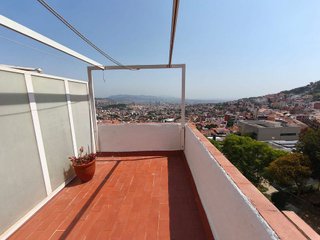 Piso en venta en El Carmel en Barcelona