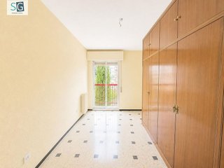 Piso en venta en Cervantes en Granada