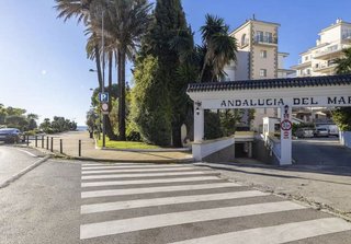 Piso en venta en Puerto Banús en Marbella