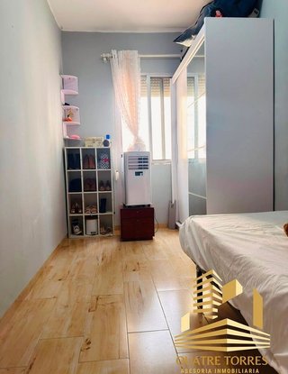 Piso en venta en La Torre en Valencia