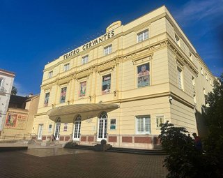Piso en venta en La Goleta - San Felipe Neri en Málaga