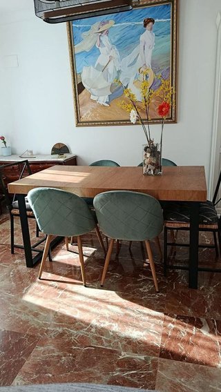 Piso en venta en La Goleta - San Felipe Neri en Málaga