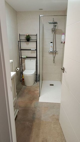 Piso en venta en La Goleta - San Felipe Neri en Málaga